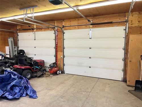 281 Sandy Road, Shilo, MB - Indoor Photo Showing Garage