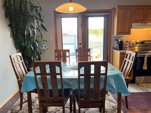 281 Sandy Road, Shilo, MB - Indoor Photo Showing Dining Room