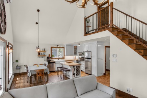 Vue d'ensemble - 74 Rue Grandmaison, Mont-Blanc, QC - Indoor Photo Showing Other Room
