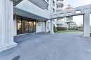 Front of Structure - 102-999 Rue White, Montréal (Saint-Laurent), QC  - Outdoor 
