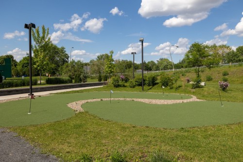 Extérieur - 303-4 Av. Donegani, Pointe-Claire, QC - Outdoor With View