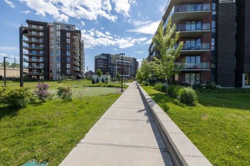Extérieur - 303-4 Av. Donegani, Pointe-Claire, QC - Outdoor With Facade