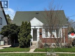 414 VALERMO Drive Etobicoke, ON M8W 2L7