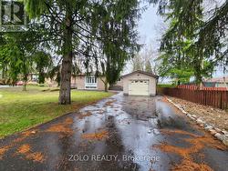 LOWER - 3 CABOT COURT Aurora, ON L4G 2Y9