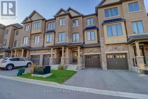 38 HALLMARK WAY  Whitby, ON L1P 0K2