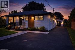 88 WOODHAVEN Road  Kitchener, ON N2C 1V1