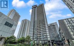 612 - 70 QUEENS WHARF ROAD Toronto, ON M5V 0J2