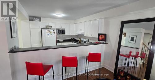 158 Fordham Private, Ottawa, ON - Indoor Photo Showing Kitchen
