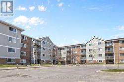 118 - 270 BRITTANY ROAD  Ottawa, ON K1K 4M3