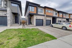 1044 HANSLER ROAD Welland (N. Welland), ON L3C 7M5