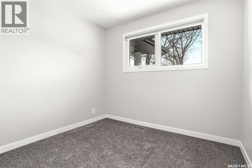 34 Dewar Bay, Regina, SK - Indoor Photo Showing Other Room