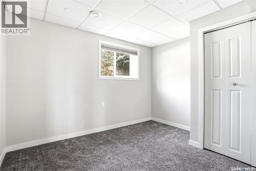 34 Dewar Bay, Regina, SK - Indoor Photo Showing Other Room