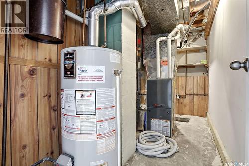 34 Dewar Bay, Regina, SK - Indoor Photo Showing Basement