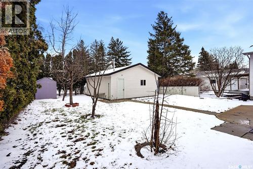 34 Dewar Bay, Regina, SK - Outdoor