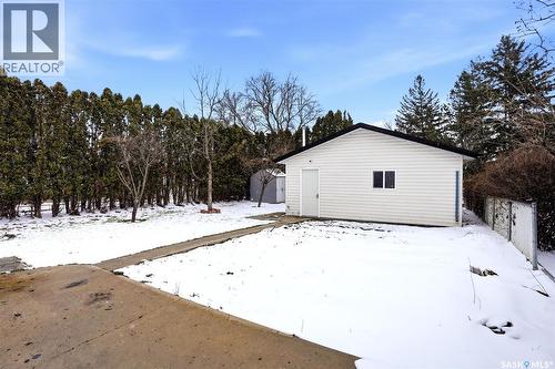 34 Dewar Bay, Regina, SK - Outdoor