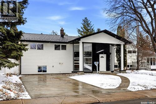 34 Dewar Bay, Regina, SK - Outdoor