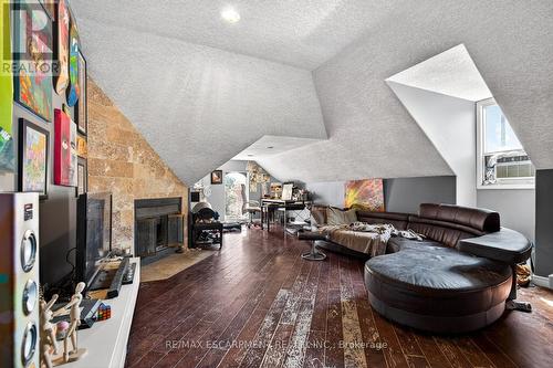 38 Hess Street S, Hamilton, ON - 