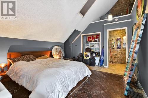 38 Hess Street S, Hamilton, ON - Indoor Photo Showing Bedroom