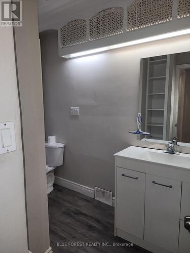 865 William Street, London East (East B), ON - Indoor Photo Showing Bathroom