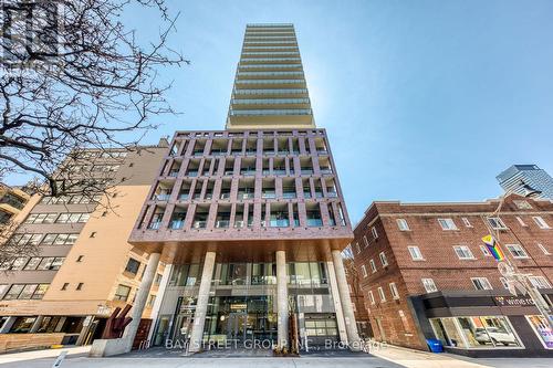 1907 - 81 WELLESLEY STREET E  Toronto, ON M4Y 0C5
