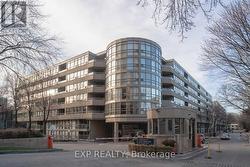 608 - 18 LOWER VILLAGE GATE Toronto (Forest Hill South), ON M5P 3M1