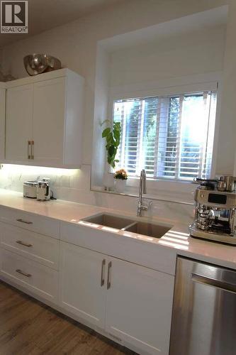 2897 Robinson Road, Lake Country, BC - Indoor Photo Showing Kitchen With Double Sink