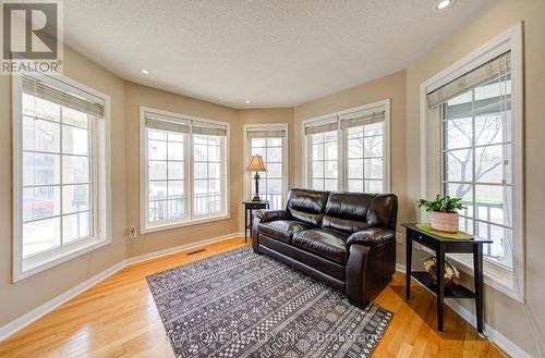 2 Drawbridge Drive, Markham, ON 