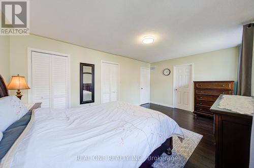 2 Drawbridge Drive, Markham, ON 