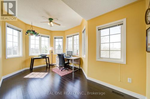 2 Drawbridge Drive, Markham, ON 