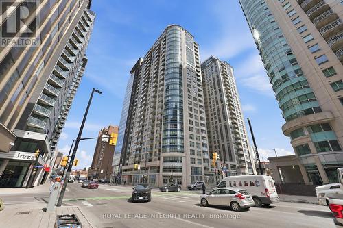 2403 - 242 RIDEAU STREET  Ottawa, ON K1N 0B7