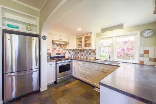 9628 Front St, Chemainus, BC 