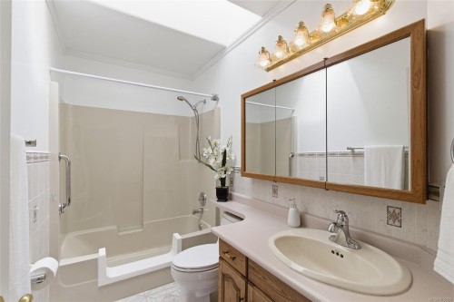 846 Wright Rd, Parksville, BC 