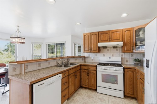 846 Wright Rd, Parksville, BC 