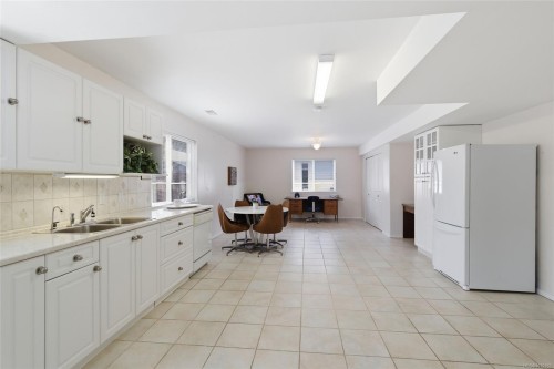 846 Wright Rd, Parksville, BC 