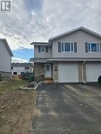 44 WINSTON AVENUE Petawawa, ON K8H 0C1