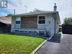 27 KILBRIDE ROAD Toronto, ON M1J 1X6