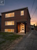 1 - 663 TWEEDSMUIR AVENUE Ottawa, ON K1Z 5P7