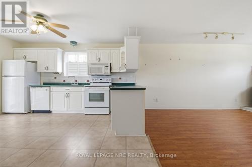159 Nelles Road, Welland (Lincoln/Crowland), ON - Indoor Photo Showing Kitchen