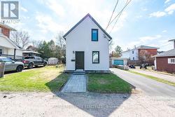 131 PATRICK AVENUE Renfrew, ON K7V 3H3