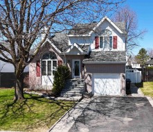 415 Rue Maurice-LeBel Laval (Sainte-Rose), QC H7L 5G1