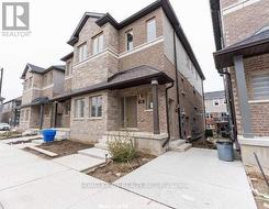 29 - 205 WEST OAK TRAIL Kitchener, ON N2R 0R9