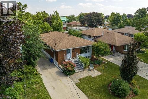 5 Burrwood Drive, Hamilton, ON - Outdoor