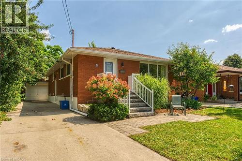 5 Burrwood Drive, Hamilton, ON - Outdoor