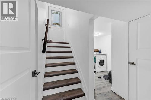 5 Burrwood Drive, Hamilton, ON - Indoor