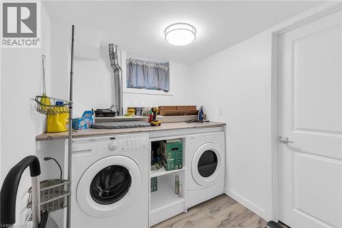 5 Burrwood Drive, Hamilton, ON - Indoor Photo Showing Laundry Room