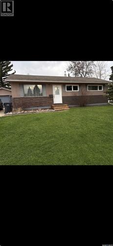 102 Bailey Drive, Yorkton, SK - Outdoor