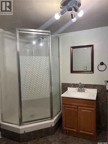 102 Bailey Drive, Yorkton, SK - Indoor Photo Showing Bathroom