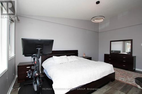 317 Freedom Private, Ottawa, ON - Indoor Photo Showing Bedroom