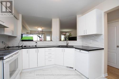 317 Freedom Private, Ottawa, ON - Indoor Photo Showing Kitchen