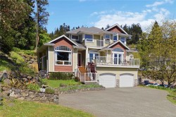 3533 Sunheights Dr Langford, BC V9C 4J8